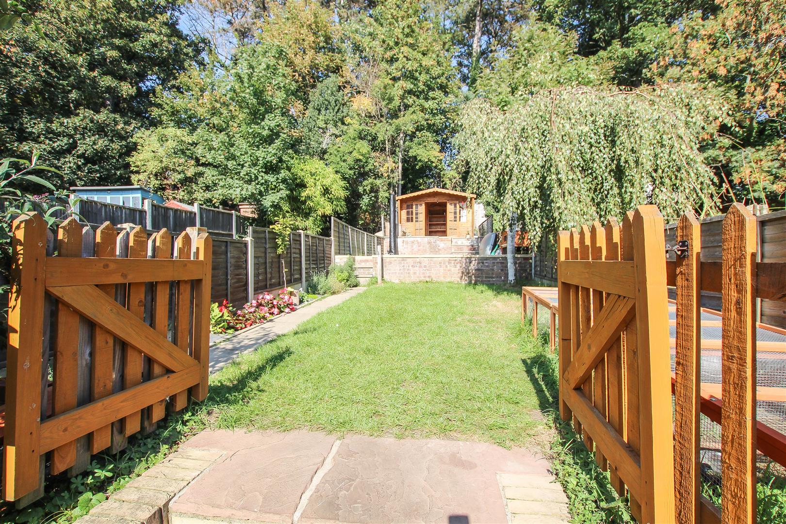 Copperfield Gardens, Brentwood Keith Ashton